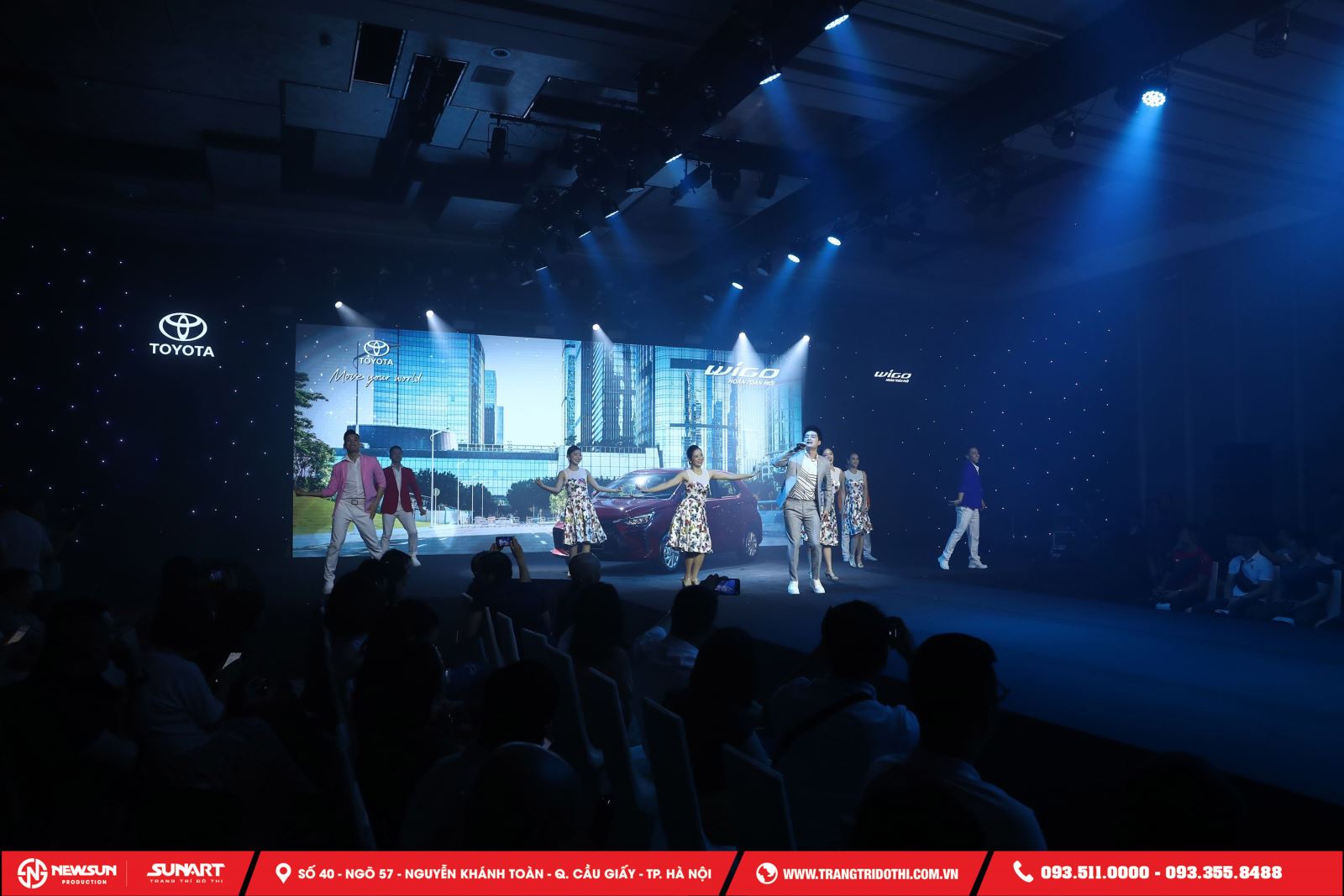 Thi công lắp đặt sân khấu sự kiện lễ ra mắt xe Toyota Wigo 